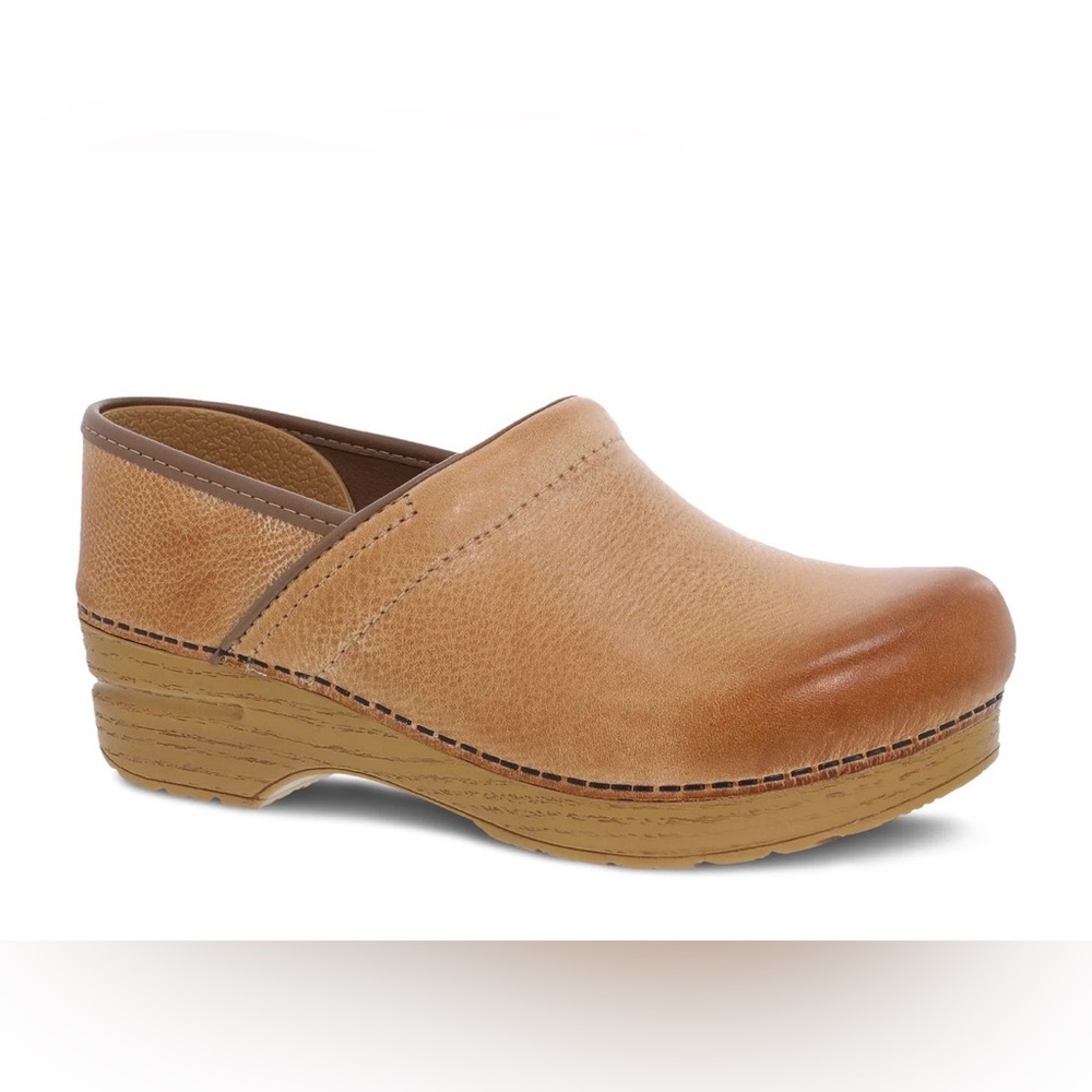 Dansko Professional Honey Distressed Tan Leather Clogs - 40 - Picture 2 of 8